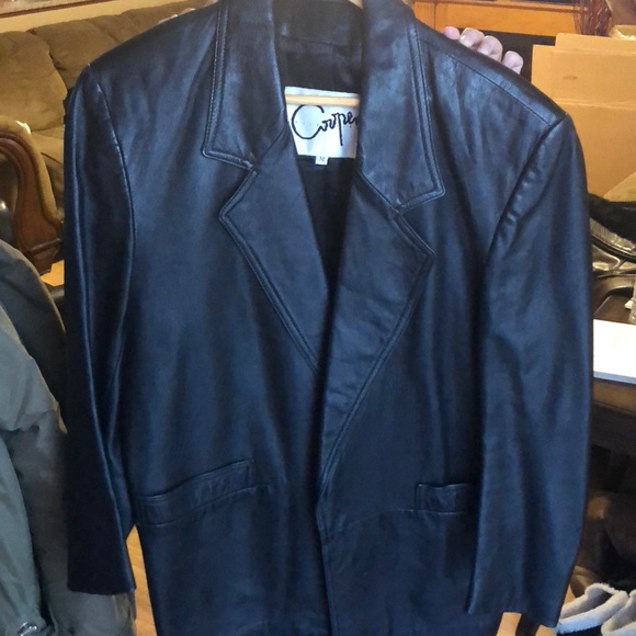 Leather jacket - Picture 4 of 7